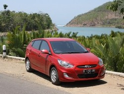 Hyundai Grand Avega Libas Pesisir Selatan