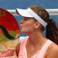 Taklukkan Zvonareva, Radwanska Jadi Juara