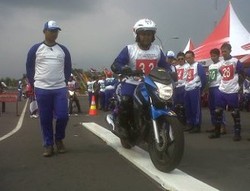 Instruktur Motor Honda Siap Sebar Virus Safety Riding
