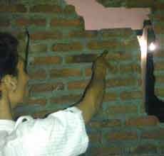 Setelah Longsor, Puluhan Rumah di Lasem Retak-retak