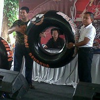 HDCI Bandung Sumbang 50 Ban Kukuyaan kepada Pemkot