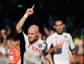 Cukur QPR, Fulham Keluar dari Zona Merah