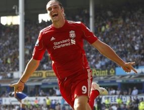 Gol Penting untuk Andy Carroll