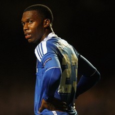 Villas-Boas Akan Pasang Sturridge di Sayap