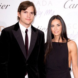 Harta Gono-gini Demi Moore & Ashton Kutcher Rp 2,7 Triliun