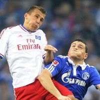 Schalke & Hannover Menang Tipis