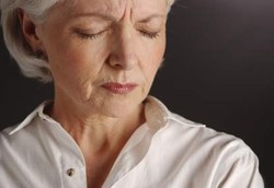 Mengurangi Sakit Menopause Bisa dengan Akupunktur