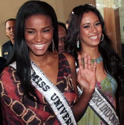 Miss Universe 2011 Suka Pria Humoris