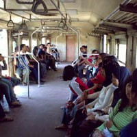 KA SUMO Mangkrak Selama Sebulan