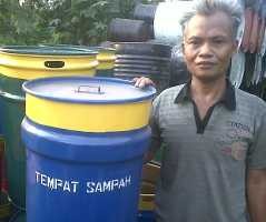 Meraup Rupiah dari Mengolah Wadah Sampah