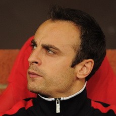 Berbatov Masih Bahagia di MU