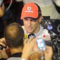 Button Perpanjang Kontrak di McLaren