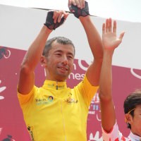 Shinichi Targetkan Terus Berjaket Kuning