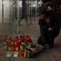 Ucapan Duka dari Musuh Apple 