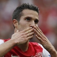 Van Persie Tak Tutup Peluang Tinggalkan Arsenal