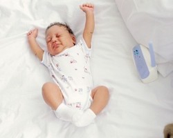 7 Perlengkapan Bayi yang Tidak Perlu Dibeli