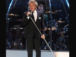 Rod Stewart Akan Merilis Buku Otobiografi