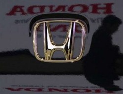 Honda Genjot Penjualan Mobil Murah