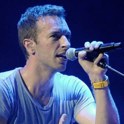 Chris Martin Fokus Bermusik Berkat Keluarga