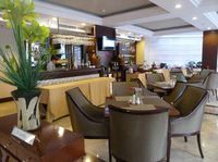 Steak dan Wine Suguhan Lieks Resto & Cafe