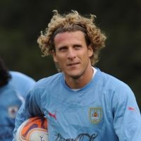 Forlan di Ambang Rekor Top Skorer Uruguay