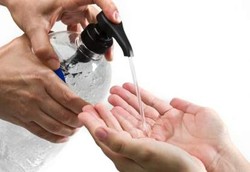 Dibui Biar Tidak Mabuk-mabukan Malah Mabuk Hand Sanitizer