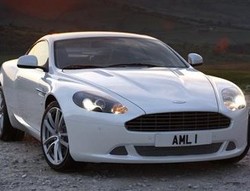 Mobil Warna Putih Paling Ngetren di Dunia