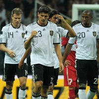 Jerman dan Spanyol Jaga Kesempurnaan