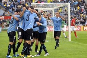 Uruguay Mengawali dengan Kemenangan