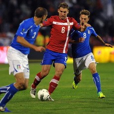 Italia Diimbangi Serbia