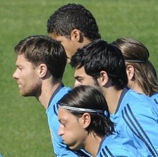 Xabi Alonso: Jangan Terobsesi dengan Barca