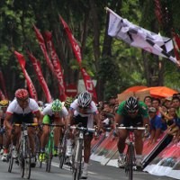 Tiga Jersey Masih Dipegang Bambang Suryadi