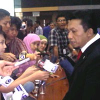 Tifatul: Moratorium SMS Premium Itu Usul Emosional