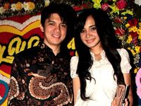 Irwansyah Berbatik Naga