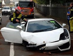 Brakk! Lamborghini Gallardo Hancur Saat Test Drive