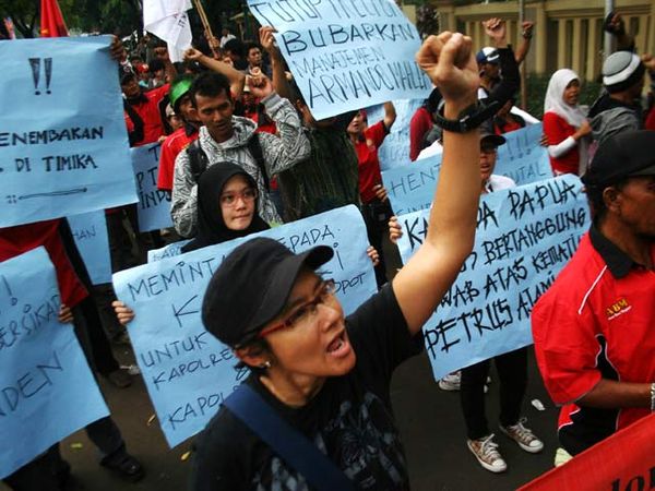 Aksi Menuntut Pengusutan Insiden Freeport Aksi Menuntut Pengusutan Insiden Freeport