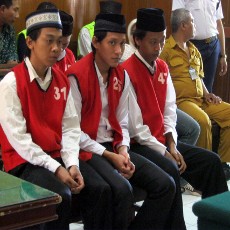 Tiga Pendekar Dituntut 8 Tahun Penjara