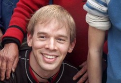 Ganteng & Belum Pernah Hubungan Seks, Tapi Punya 15 Anak