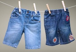 Kerusakan Paru-paru yang Parah Ancam Pekerja Pabrik Jins