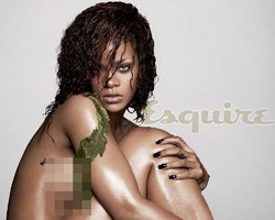 Rihanna Berpose Bugil Untuk Sampul Majalah Pria