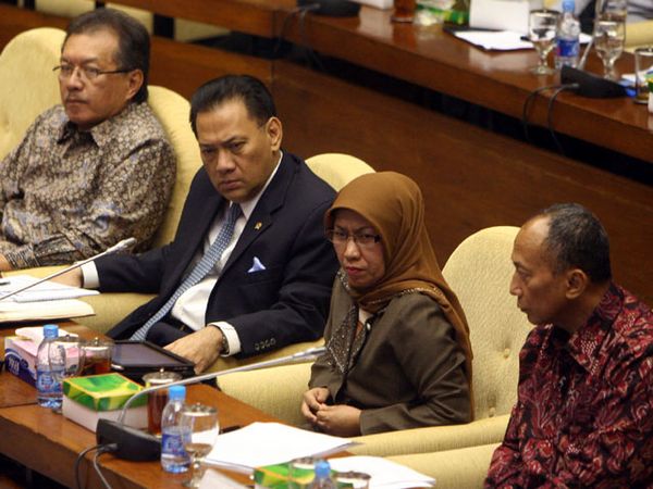 Menkeu Rapat dengan Tim Pengawas Century