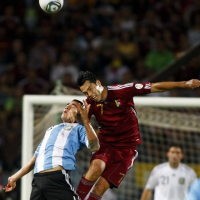 Argentina Ditundukkan Venezuela