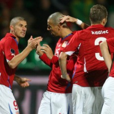 Spanyol Jaga Catatan 100%, Republik Ceko ke Play-off