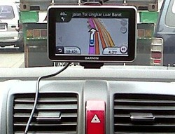 Asyik, GPS dan Rear Camera Gratis di Freed dan CR-V