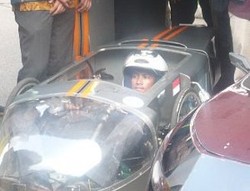 Bea Cukai Bantah Persulit Pelepasan Mobil Irit BBM Mahasiswa