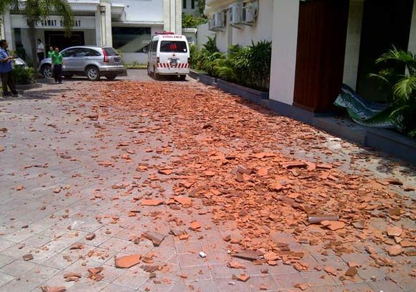 Gempa 6,8 SR Guncang Bali