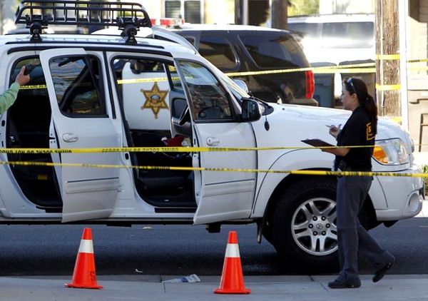 Penembakan di California Tewaskan 8 Orang