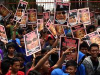 Aksi Menuntut Penuntasan Kasus Century