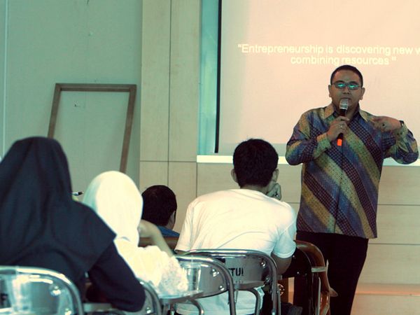 Seminar Kewirausahaan di UI