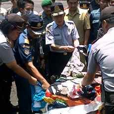 16 Kontainer Pakaian Bekas Diamankan